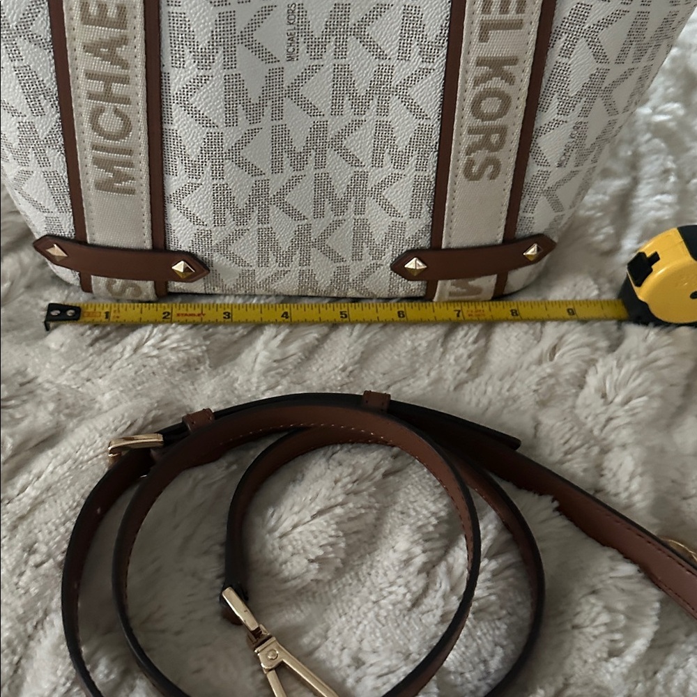 MICHAEL KORS Cream & Brown Logo Canvas Tote with Removable Strap - Picture 4 of 6